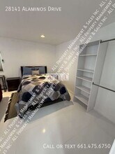 28141 Alaminos Dr in Santa Clarita, CA - Building Photo - Building Photo