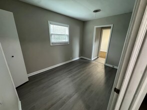 1023 E Dixon St in Kokomo, IN - Building Photo - Building Photo