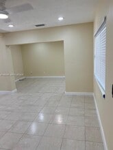 2820 SW 65th Ave in Miramar, FL - Building Photo - Building Photo
