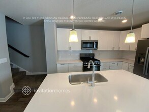 10900 Everest Pl N in Osseo, MN - Foto de edificio - Building Photo