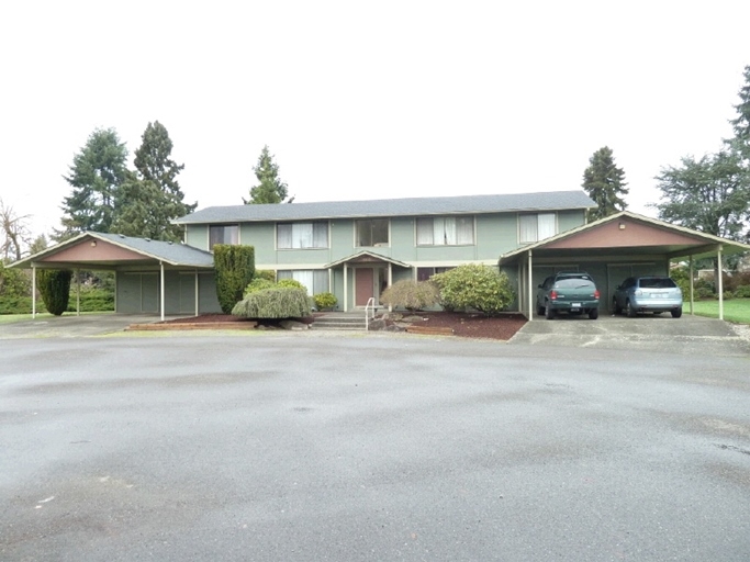 3001 Southgate Dr in Centralia, WA - Foto de edificio