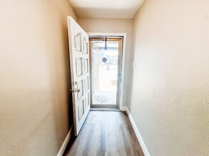 5712 73rd St in Lubbock, TX - Building Photo - Building Photo