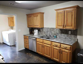 317 Patterson St in Trumann, AR - Foto de edificio - Building Photo