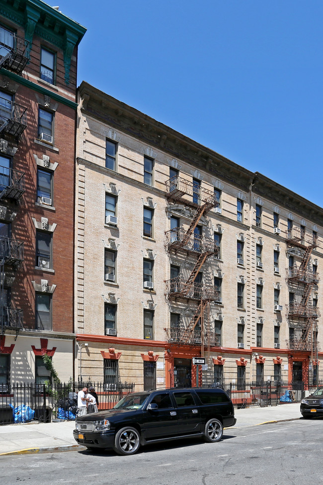 145-147 Edgecombe Ave in New York, NY - Foto de edificio - Building Photo