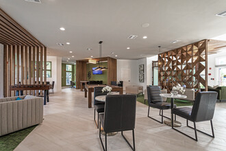 Amira at Westly in Tampa, FL - Foto de edificio - Interior Photo