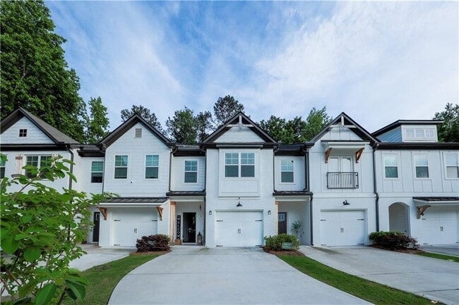 3281 Tucker Norcross Rd