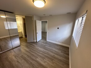 8213 Jade Coast Rd, Unit #80 in San Diego, CA - Building Photo - Building Photo