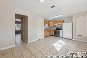 124 Garner St in San Antonio, TX - Building Photo - Building Photo