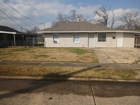 2803 7th St, Unit 215 in Lake Charles, LA - Building Photo