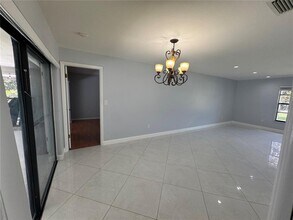 120 Annwood Rd in Palm Harbor, FL - Building Photo - Building Photo