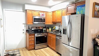 45 Folly Field Rd in Hilton Head Island, SC - Building Photo