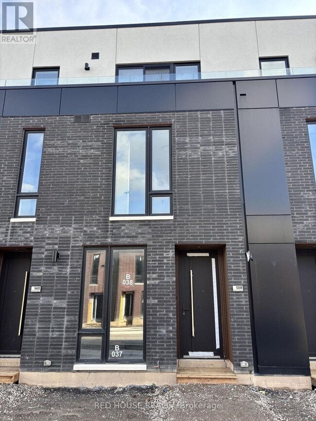 property at 138 Everett Cmn