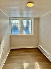 6900 S Jeffery Blvd in Chicago, IL - Building Photo - Building Photo