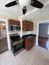 85 High St in Milford, CT - Building Photo - Building Photo