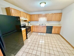 107 Mountain View Dr in Johnson City, TN - Building Photo - Building Photo