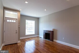 37 S Potomac St in Baltimore, MD - Building Photo - Building Photo