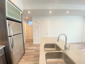 9902 150 St NW in Edmonton, AB - Building Photo - Building Photo