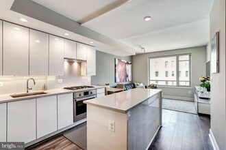 1311 13th St NW-Unit -PH2 (602) in Washington, DC - Building Photo - Building Photo