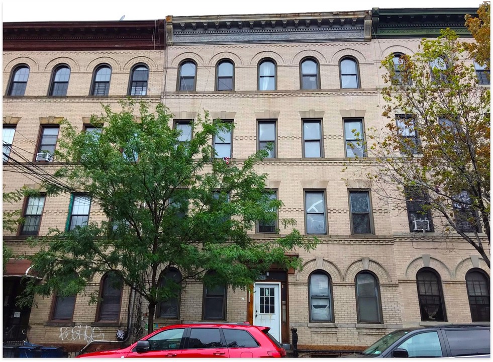 1567 Dekalb Avenue in Brooklyn, NY - Building Photo