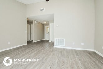 1625 Crossridge Dr in Brandon, FL - Foto de edificio - Building Photo