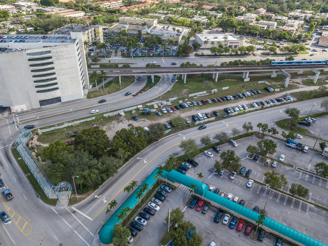 The Line in Miami, FL - Foto de edificio - Building Photo