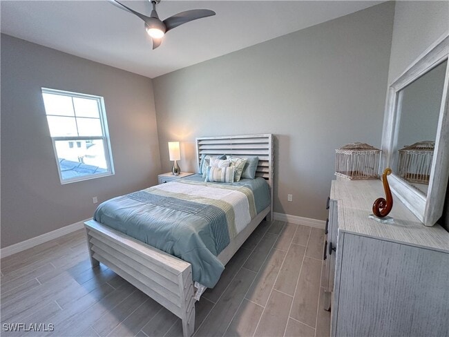 property at 262 Indies Dr E