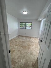 1478 NW 1st St in Miami, FL - Building Photo - Building Photo