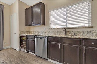 11169 Sandrone Ave in Las Vegas, NV - Building Photo - Building Photo