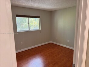 14900 SW 82nd Terrace in Miami, FL - Building Photo - Building Photo