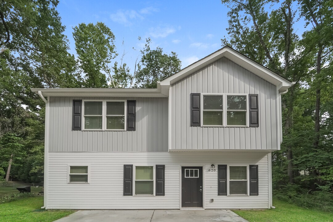 620 Owen Blvd in Charlotte, NC - Building Photo