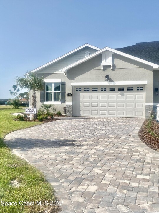 8101 Tethys Ct in Melbourne, FL - Building Photo