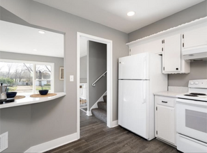 4248 Regent Ave N in Minneapolis, MN - Building Photo - Building Photo