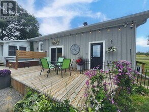 1433 2 in Prescott, ON - Building Photo - Building Photo