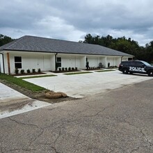 1300 Lafourche Dr in Thibodaux, LA - Building Photo - Building Photo