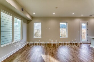 833 Dorchester St in Houston, TX - Building Photo - Building Photo