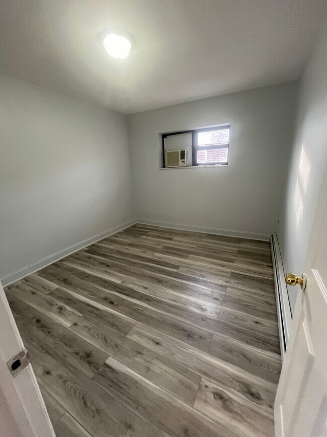265 Sherman Ave, Unit 7 in Newark, NJ - Foto de edificio - Building Photo