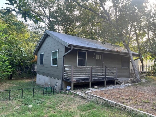 property at 1322 Morgan Ln