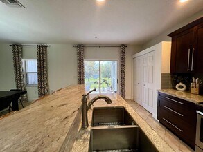2214 SE 23rd Ave in Homestead, FL - Building Photo - Building Photo
