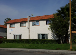 Harvill Lane Apartments in Riverside, CA - Building Photo - Building Photo