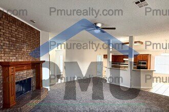 1558 Cardigan Ln in Lancaster, TX - Building Photo - Building Photo