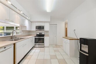 7920 SW 132nd St in Pinecrest, FL - Building Photo - Building Photo