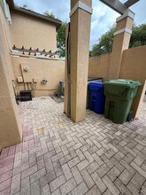705 SW 147th Ave in Pembroke Pines, FL - Building Photo - Building Photo