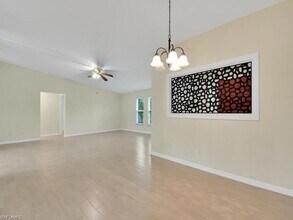 260 12th St SE in Naples, FL - Building Photo - Building Photo