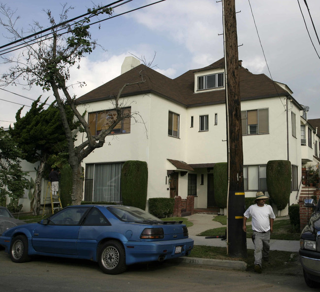 2913 E 6th St in Long Beach, CA - Building Photo - Building Photo