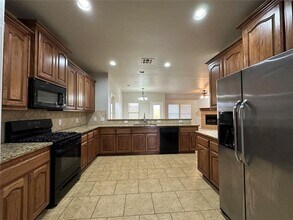 19448 Currant Dr in Edmond, OK - Building Photo - Building Photo