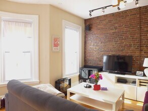 49 Delle Ave in Boston, MA - Foto de edificio - Building Photo