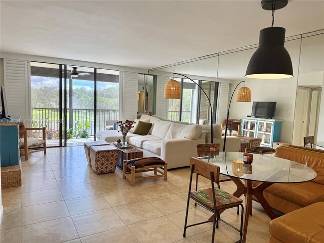 3000 NW 42nd Ave in Coconut Creek, FL - Building Photo - Building Photo