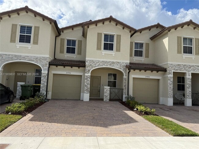 property at 2490 SE 29th St