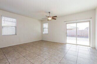 4859 E Rhodium Dr in San Tan Valley, AZ - Foto de edificio - Building Photo