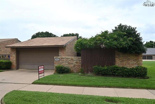 property at 2814 Mill Valley Dr